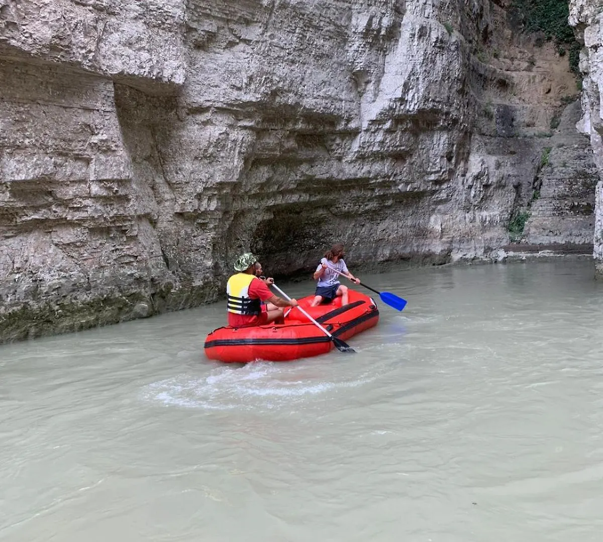 Canyon'S House Zhaban