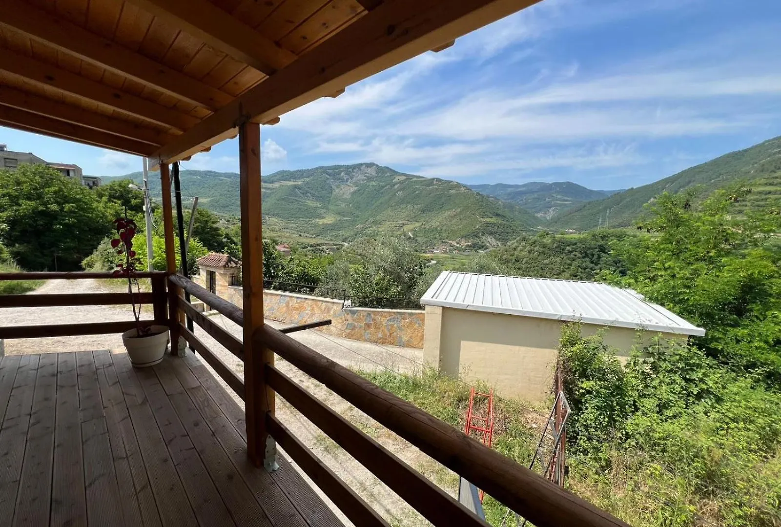 Canyon'S House Zhaban 0*,